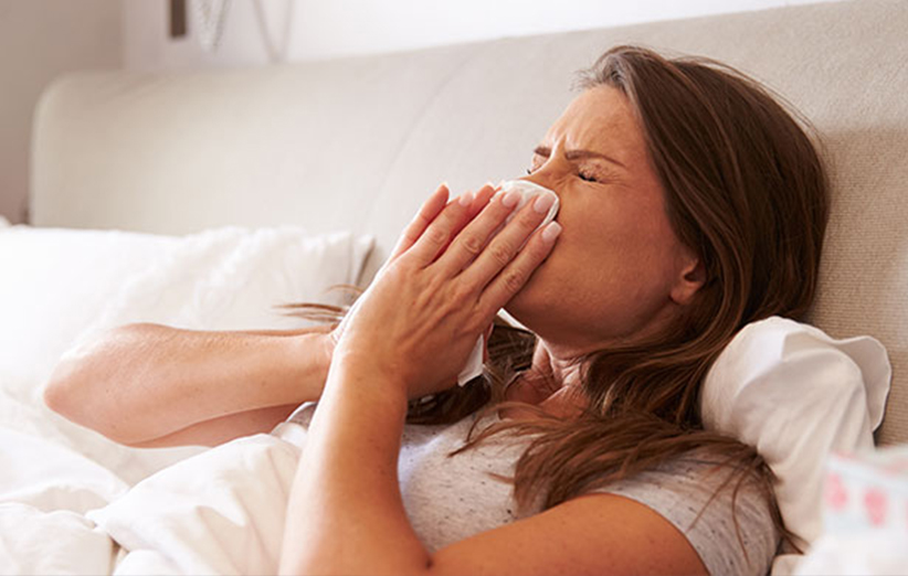 آیا خوابیدن جلوی باد پنکه برای سلامتی ضرر دارد؟